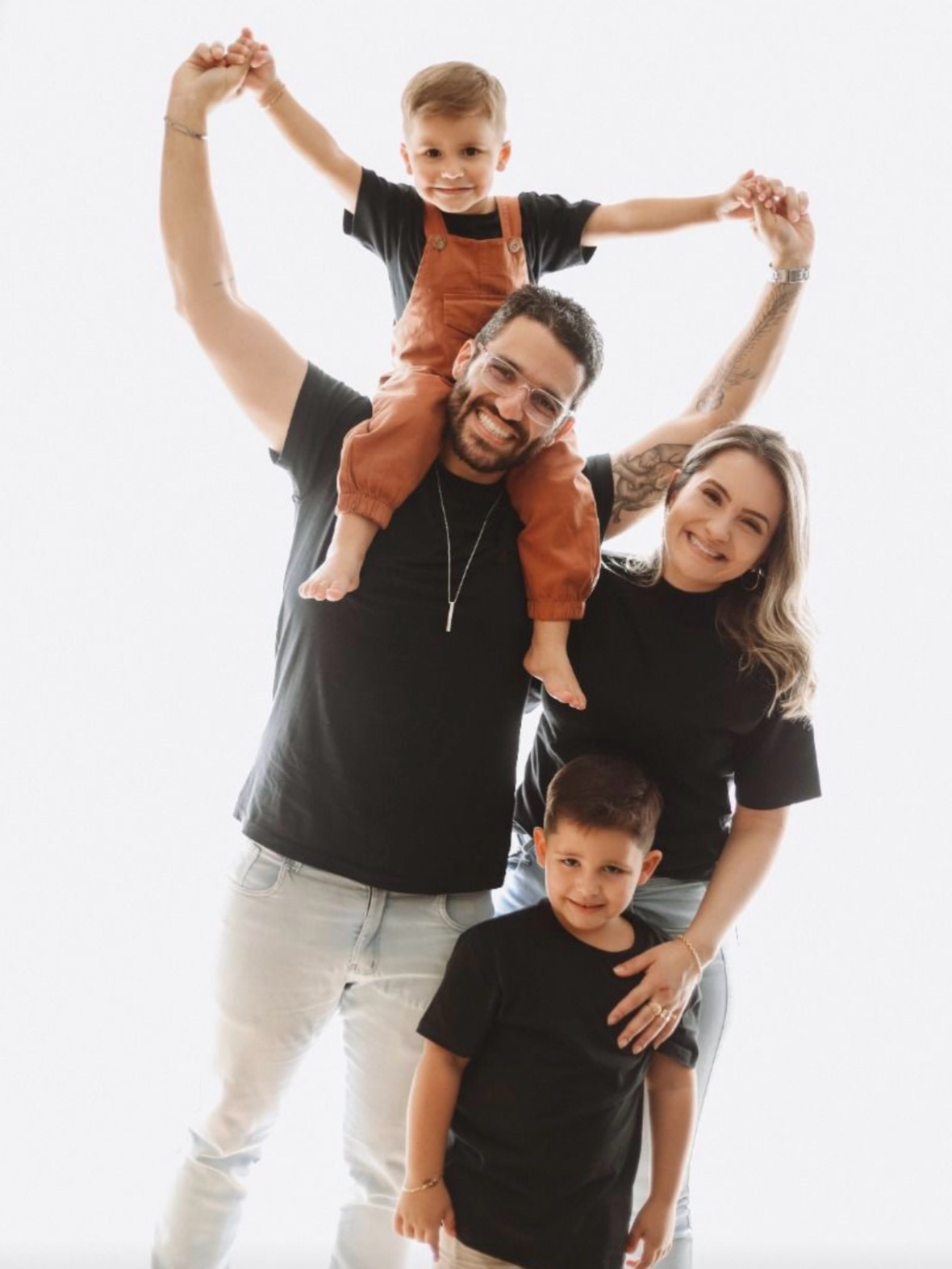 Una familia del edificio que lleva el consorcio sin administrador.